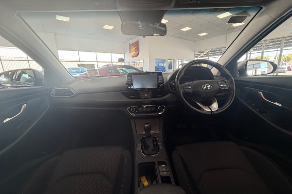 2023 Hyundai i30 PD.V4  Hatch Image 14