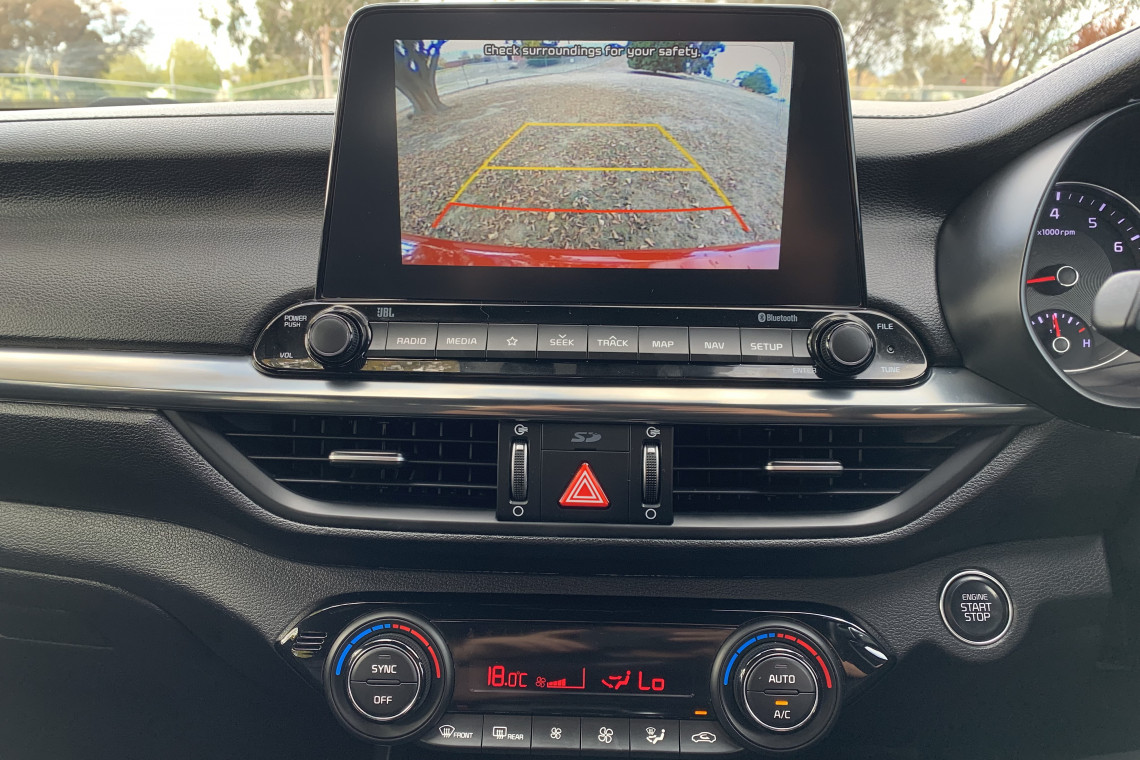 2020 MY1  Kia Cerato BD GT Hatch Image 17