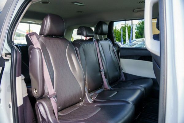 2021 Kia Carnival KA4 SLi People Mover Image 11