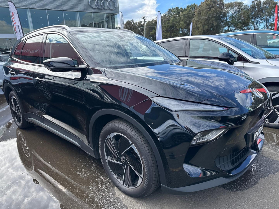 2025 MG MGS5 EV ZS3EM Essence 62 SUV Image 2