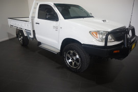 Toyota HiLux SR KUN26R Turbo