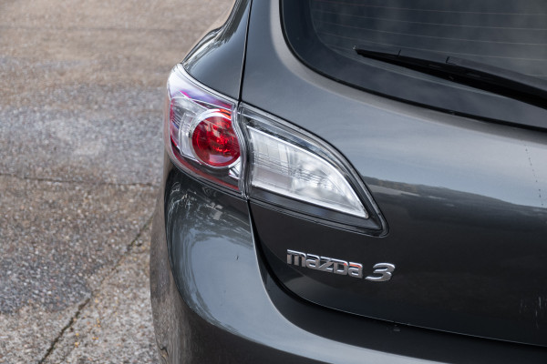 2013 Mazda 3 Neo Hatch Image 18
