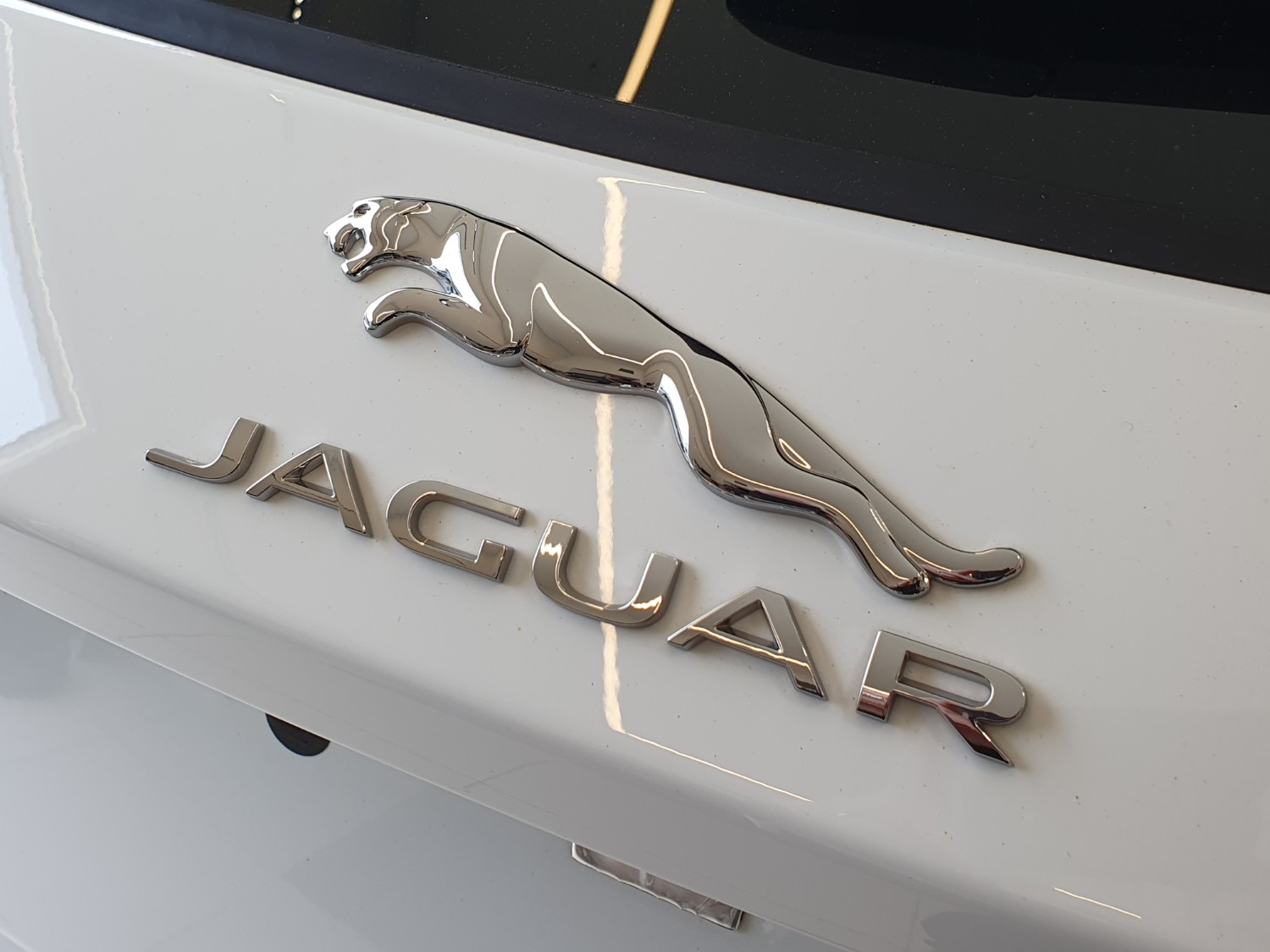 2019 MY20 Jaguar E-PACE SUV Image 16