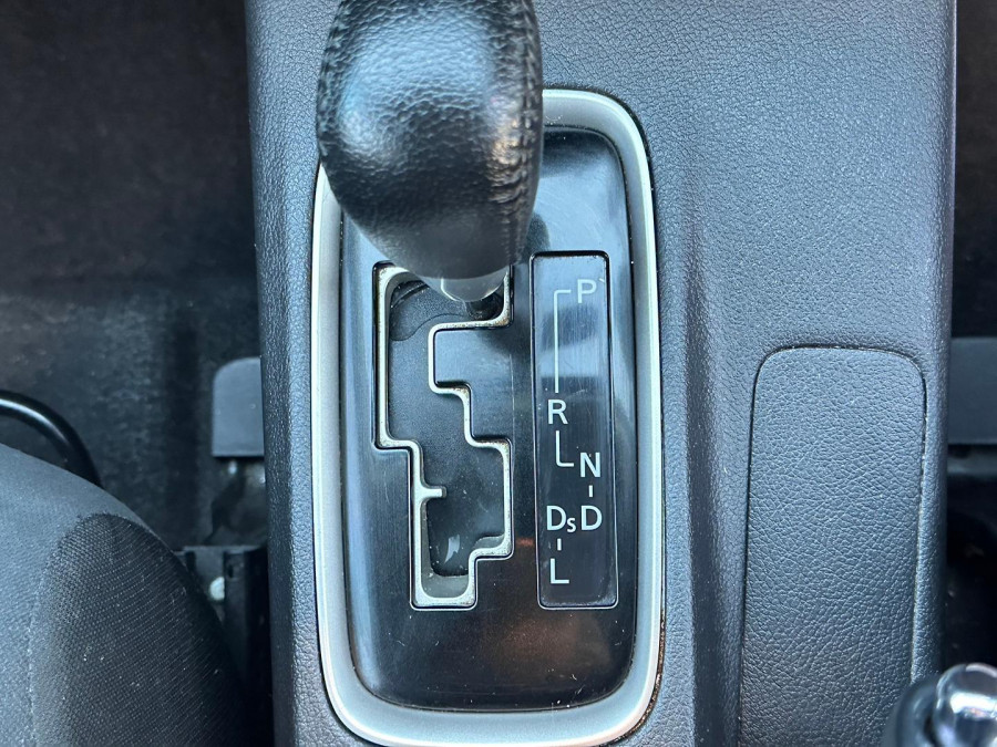 2012 MY13 Mitsubishi Outlander ZJ ES SUV Image 22