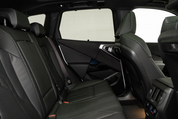 2026 BMW X3 G45 30e xDrive SUV image 10