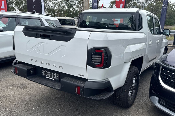 2025 MY26 Kia Tasman TK SX Ute Image 3