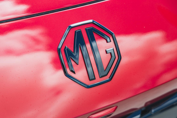 2025 MG MG7  Essence Sedan Image 3