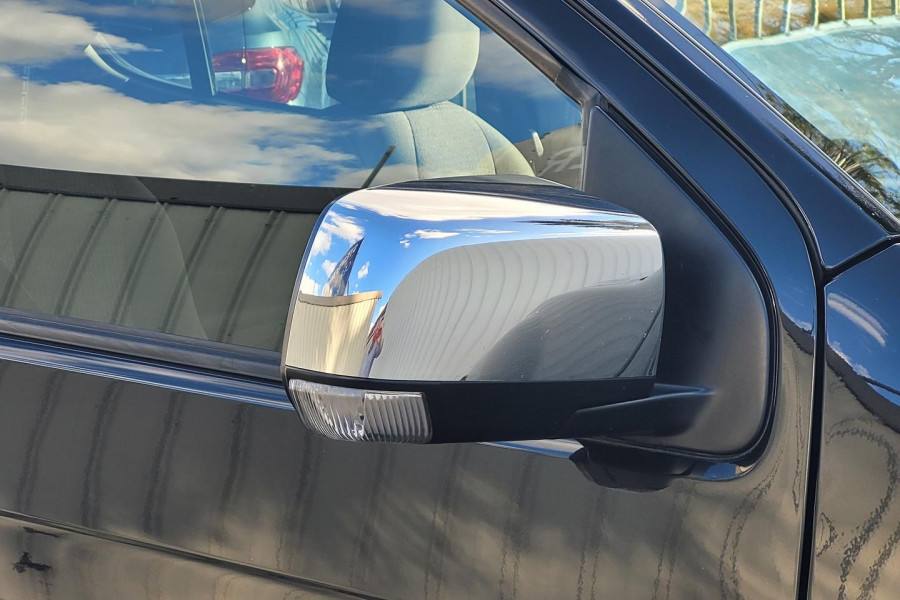 2018 MY17 Isuzu MU-X LS-U SUV Image 10