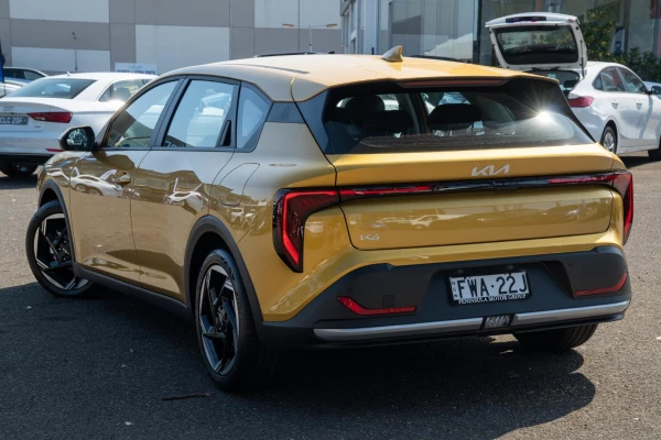 2026 Kia K4 CL4m Sport+ Hatch Image 2