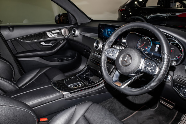 2021 Mercedes-Benz GLC-Class X253 GLC300 SUV image 7