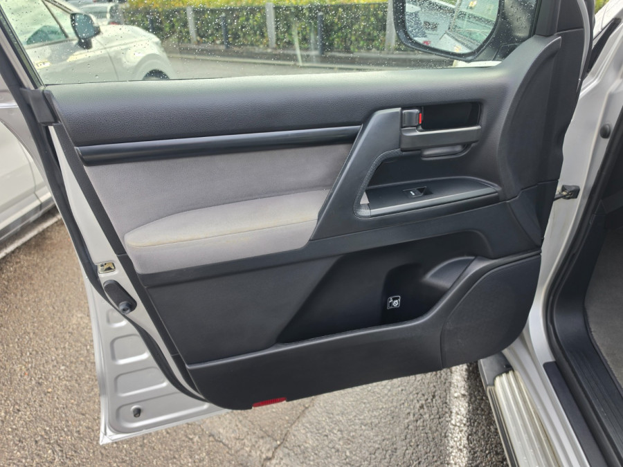 2011 MY10 Toyota LandCruiser VDJ200R GXL SUV Image 30