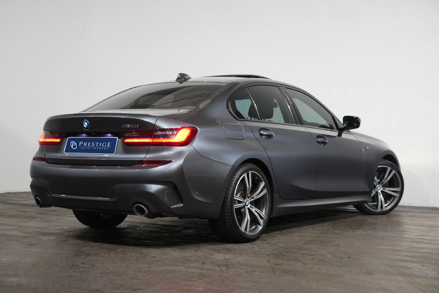 2021 BMW 3 Series 30i M Sport Sedan