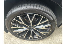 2021 MY22 Volvo XC60 UZ B5 Inscription SUV