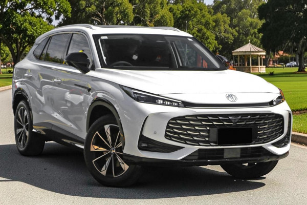 2025 MG HS AS33 Essence SUV Image 1