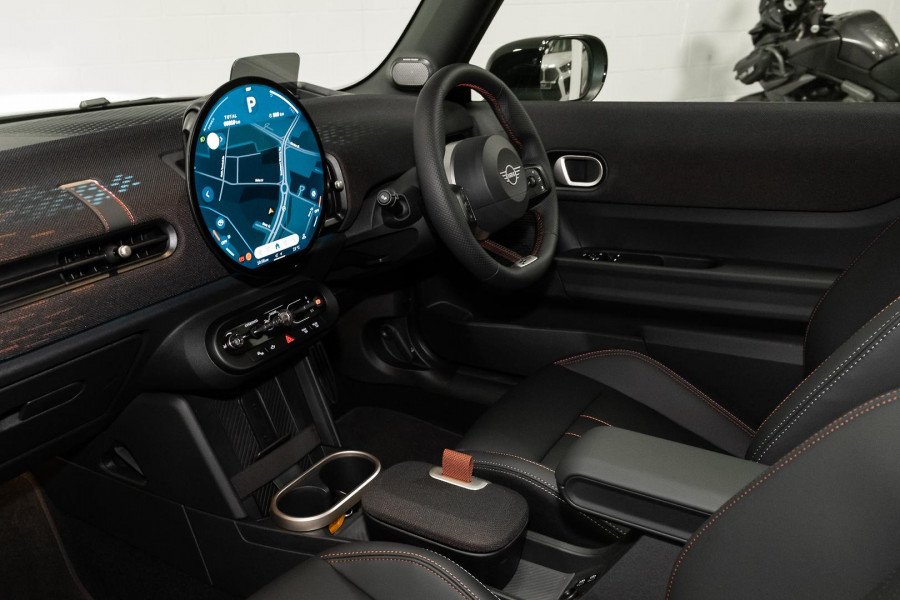 2026 MINI Cooper F66 JCW Favoured Hatch