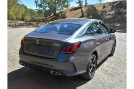 2024 MG MG5 AP32 Essence Sedan