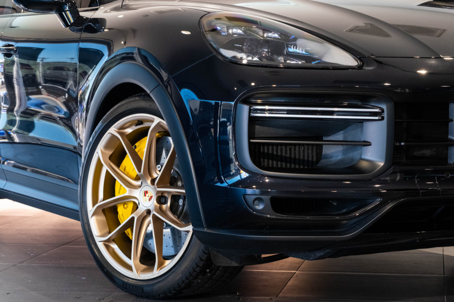 2022 Porsche Cayenne Turbo GT Coupe