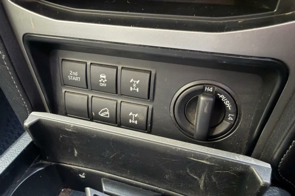 2020 Toyota LandCruiser Prado GDJ150R VX SUV Image 12