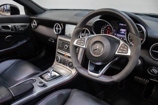 2018 Mercedes-Benz Slc 43 Convertible Image 14
