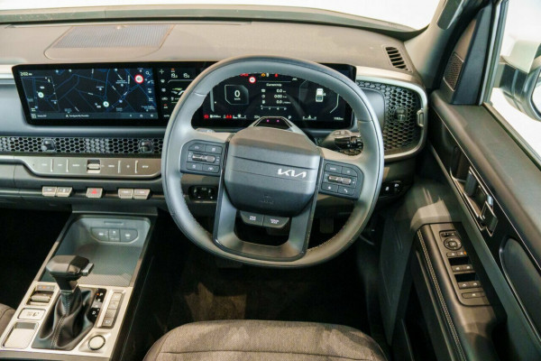 2025 MY26 Kia Tasman TK SX Cab Chassis Image 8