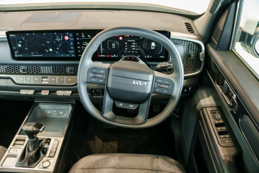 2025 MY26 Kia Tasman TK SX Cab Chassis Image 8