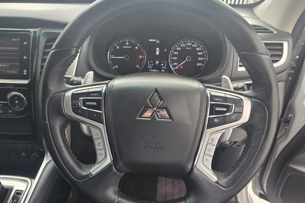 2019 Mitsubishi Pajero Sport QE GLX SUV Image 22