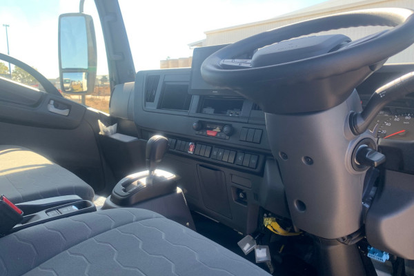 2026 Isuzu NPR Cab Chassis Image 10