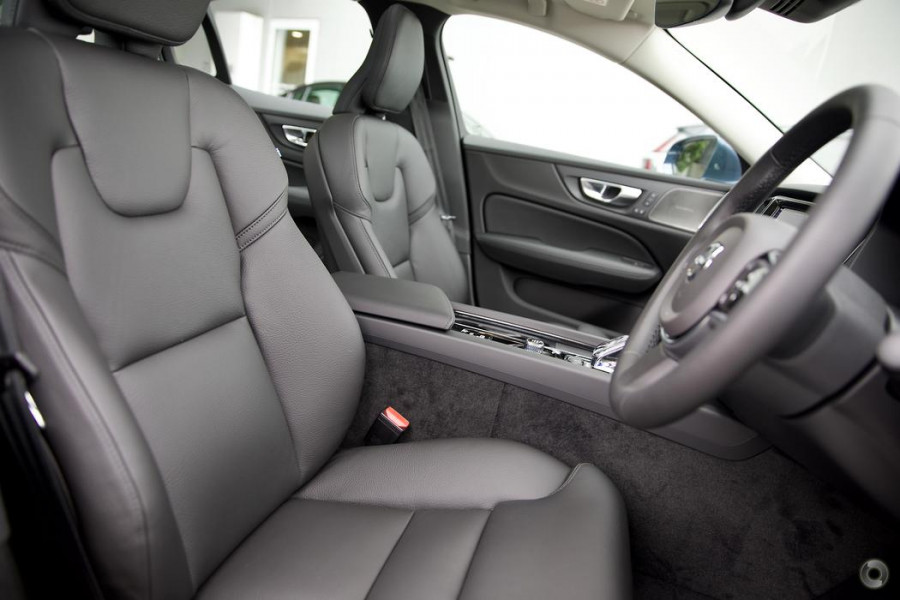2024 Volvo S60  Ultimate B5 Bright Sedan Image 20