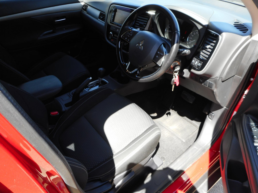 2015 MY16 Mitsubishi Outlander ZK  XLS Suv Image 10