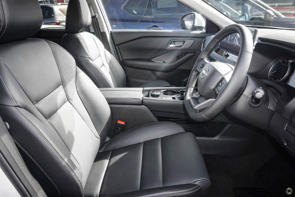 2026 Nissan X-Trail T33 ST-L e-POWER SUV Image 5