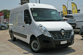 Renault Master Van Medium Wheelbase X62