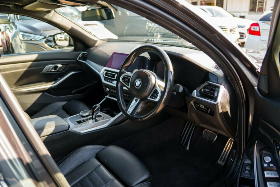 2022 BMW 3 Series G20 320i M Sport Sedan Image 15