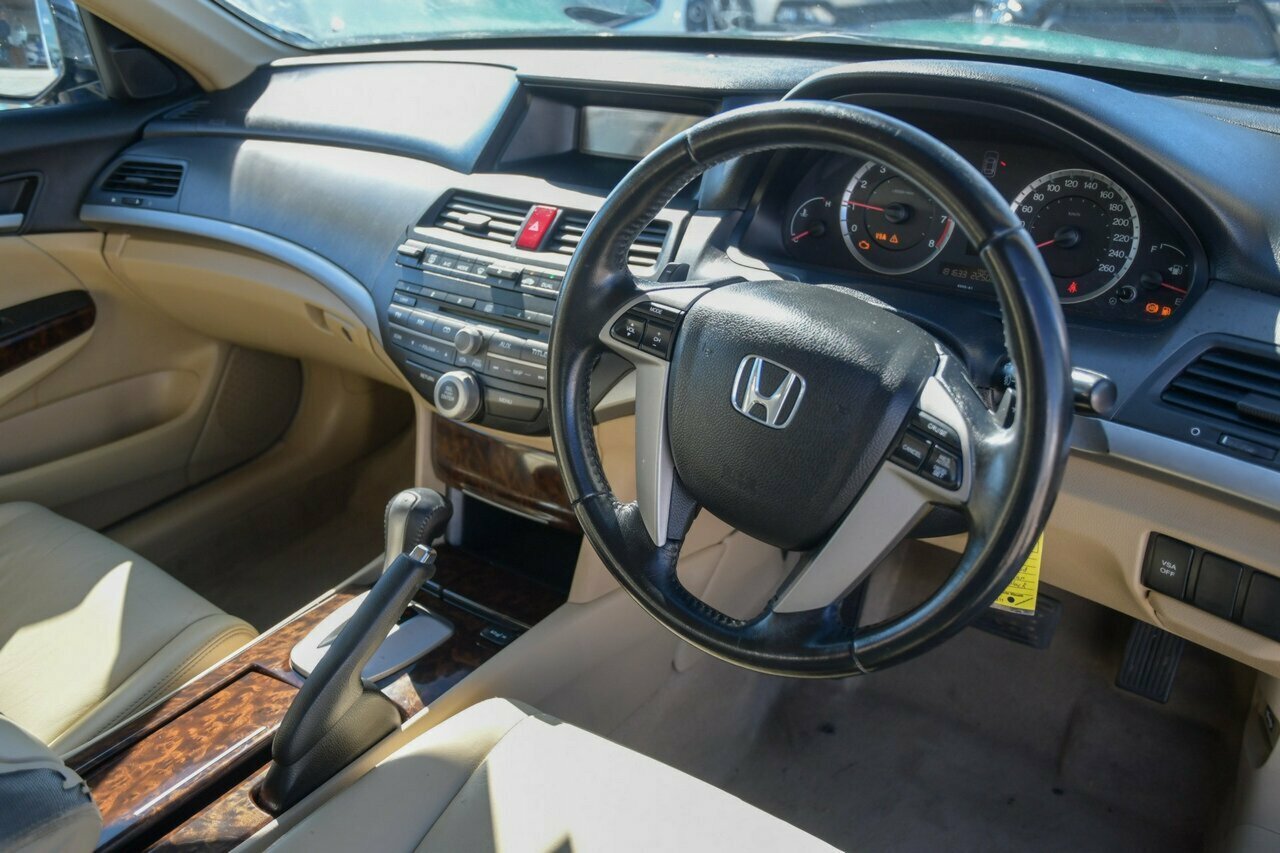 2008 Honda Accord 8th Gen VTi-L Sedan Image 8