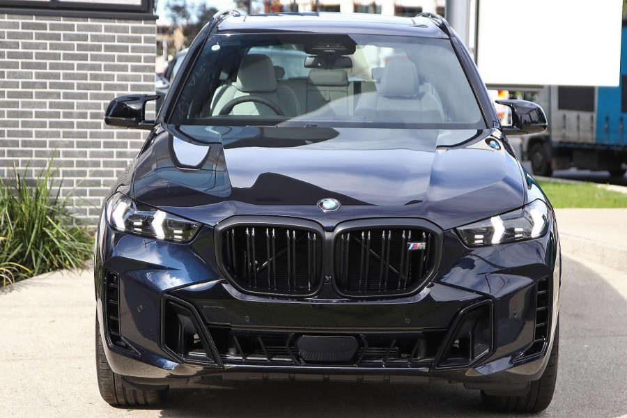 2026 BMW X5 G05 LCI M60i SUV