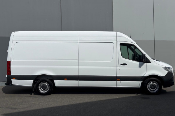 2026 Mercedes-Benz Sprinter VS30 417CDI LWB Van Image 11