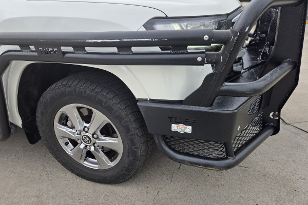 2024 Toyota LandCruiser FJA300R VX SUV Image 11