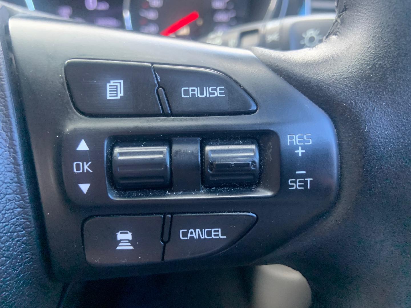 2020 Kia Carnival YP SLi Van Image 32