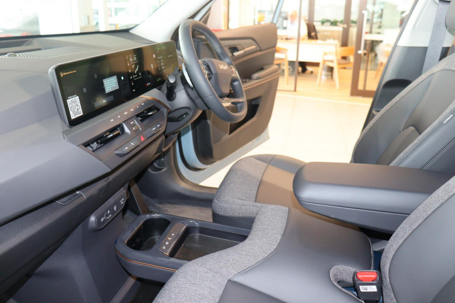 2026 Kia EV5 OVc Air Long Range SUV Image 17