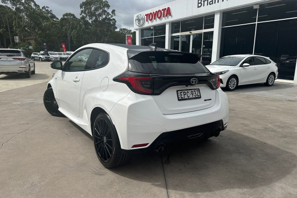 2021 Toyota Yaris GXPA16R GR Hatch Image 3