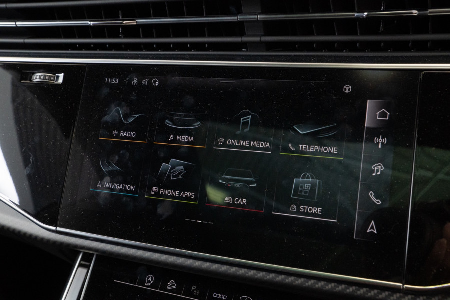 2025 Audi RS Q8 F1 TFSI SUV