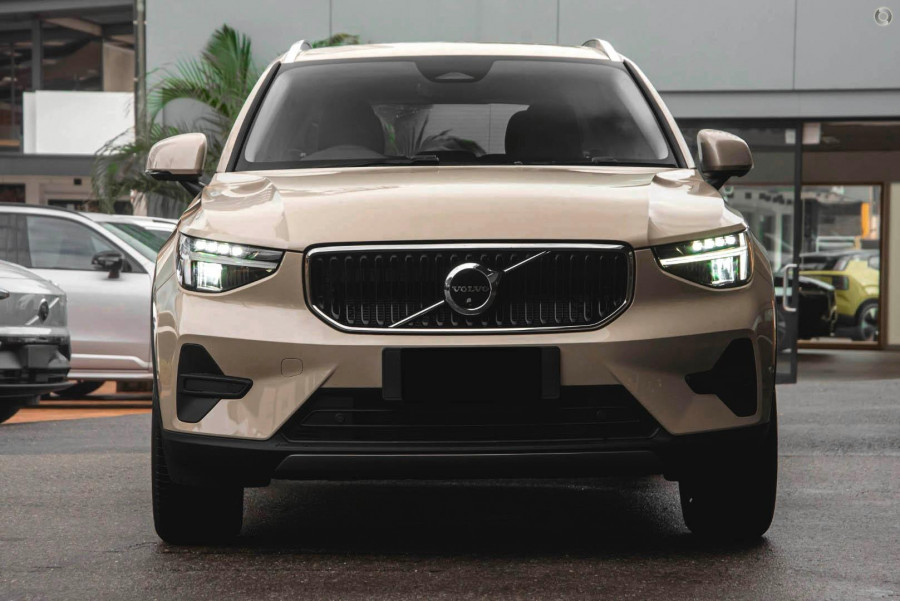 2025 MY26 Volvo XC40 XZ Plus B4 SUV Image 2