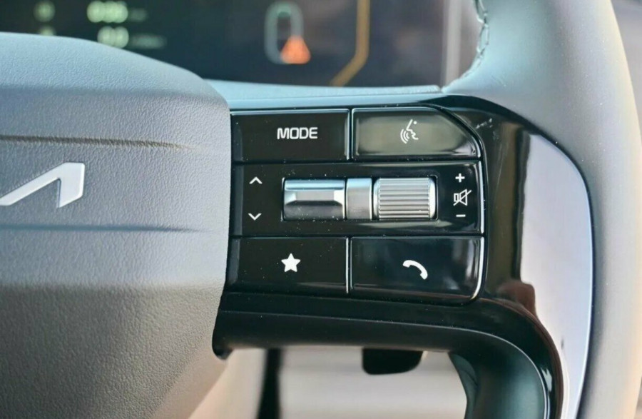 2026 MY27 Kia Carnival KA4 PE Sport+ HEV People Mover Image 15