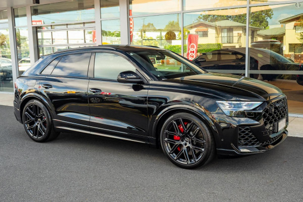 2025 MY26 Audi RS Q8 F1 TFSI SUV image 3