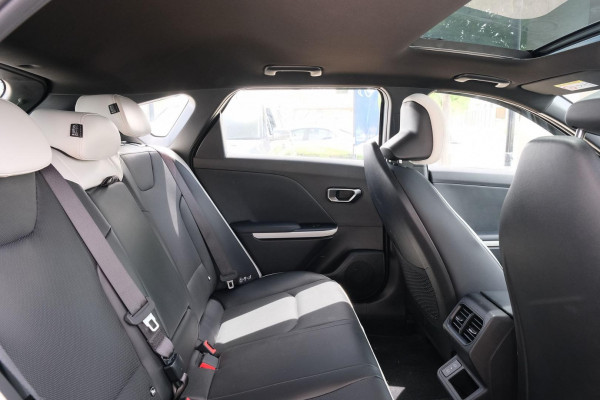 2026 Kia K4 CL4m GT-Line Hatch Image 8