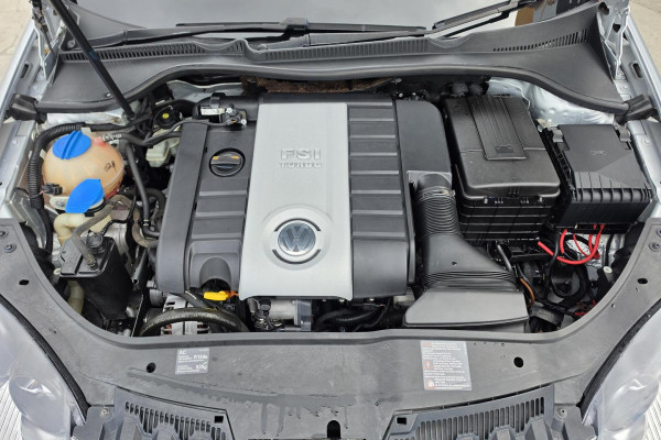 2007 Volkswagen Golf V GTI Hatch Image 24