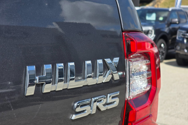 2023 Toyota HiLux GUN126R SR5 Ute Image 13