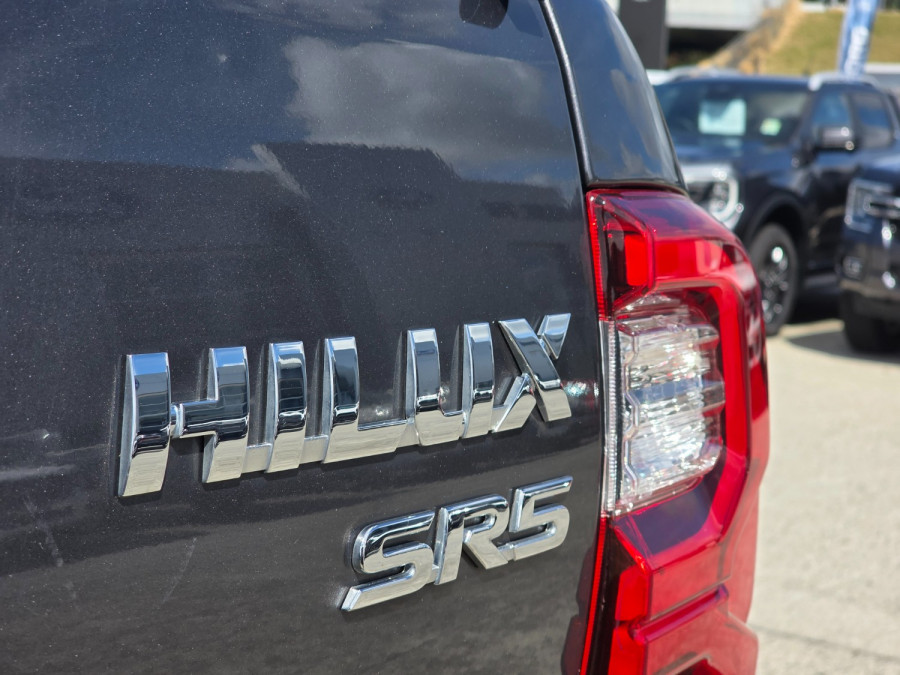 2023 Toyota HiLux GUN126R SR5 Ute Image 13
