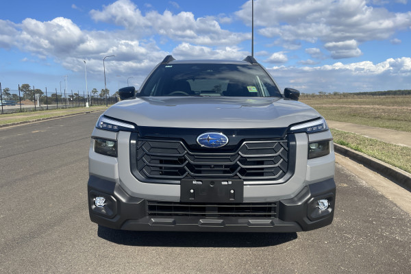 2026 Subaru Outback  7GEN AWD Premium Special Edition SUV Image 3