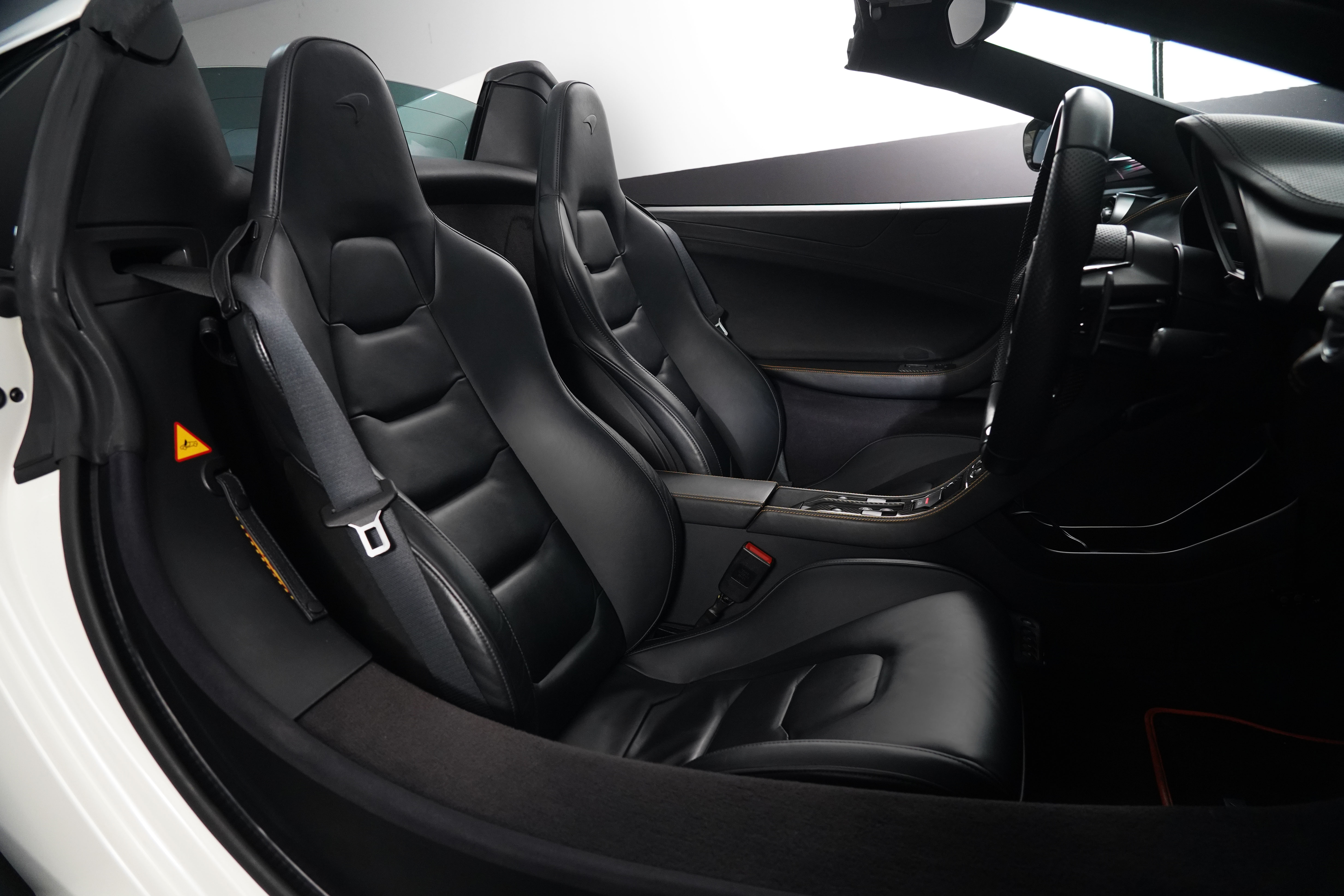 2016 Mclaren 650s Spider  Convertible Image 32