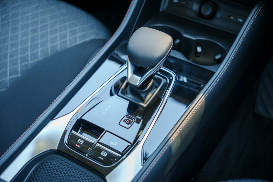 2025 MG HS AS33P Super Hybrid Excite SUV Image 14